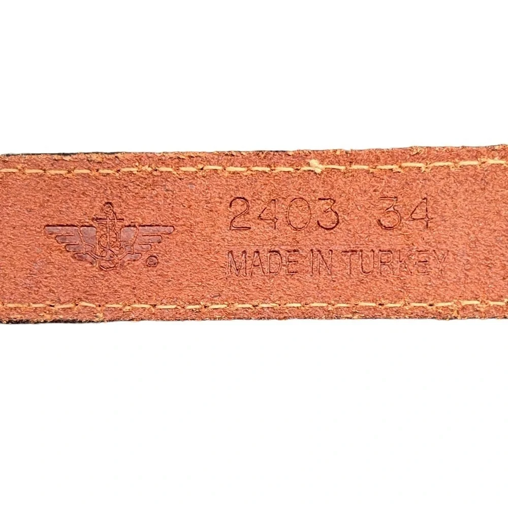 Dockers brown braided